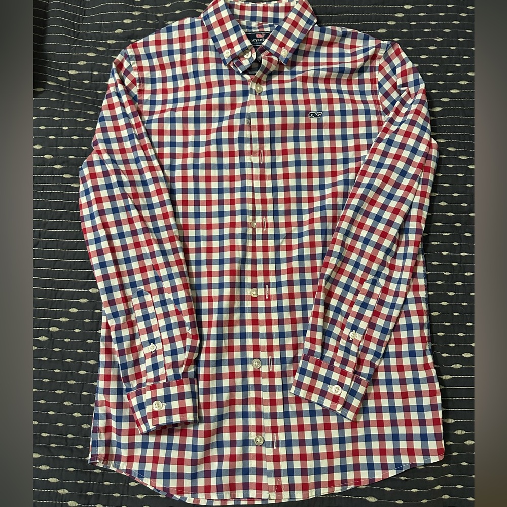 Vineyard Vines performance button down shirt